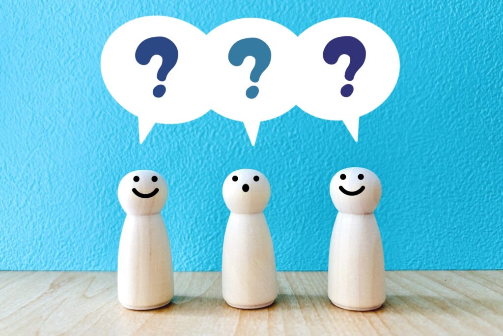 three questions dolls