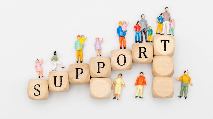 子供3人の生活苦しい支援制度