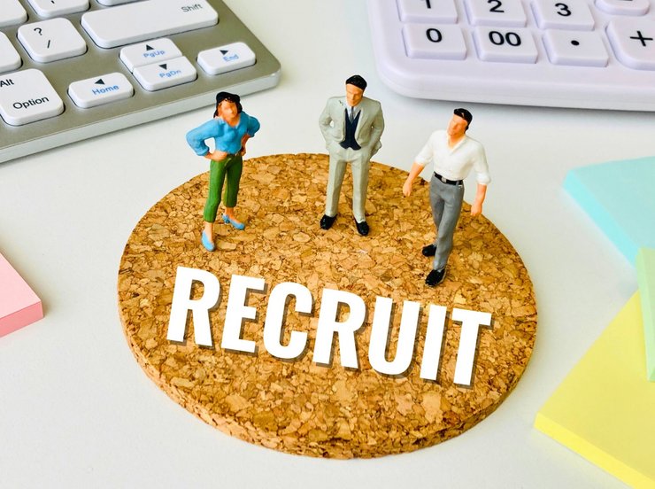 接客業の転職理由を考える人